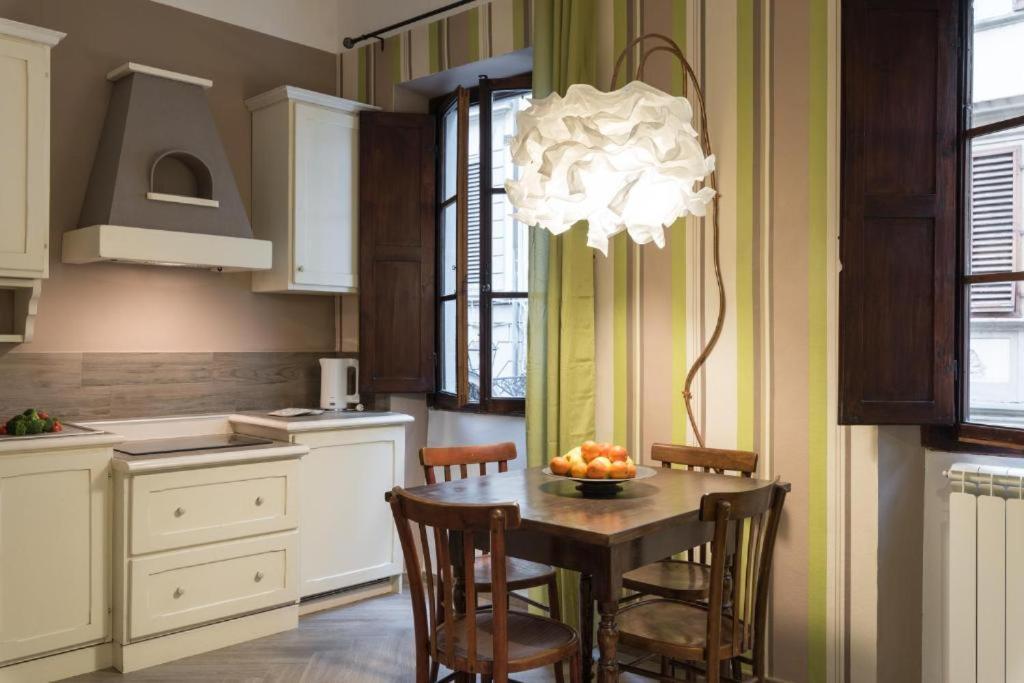 The Hobbit Guelfa Apartment Florence Luaran gambar